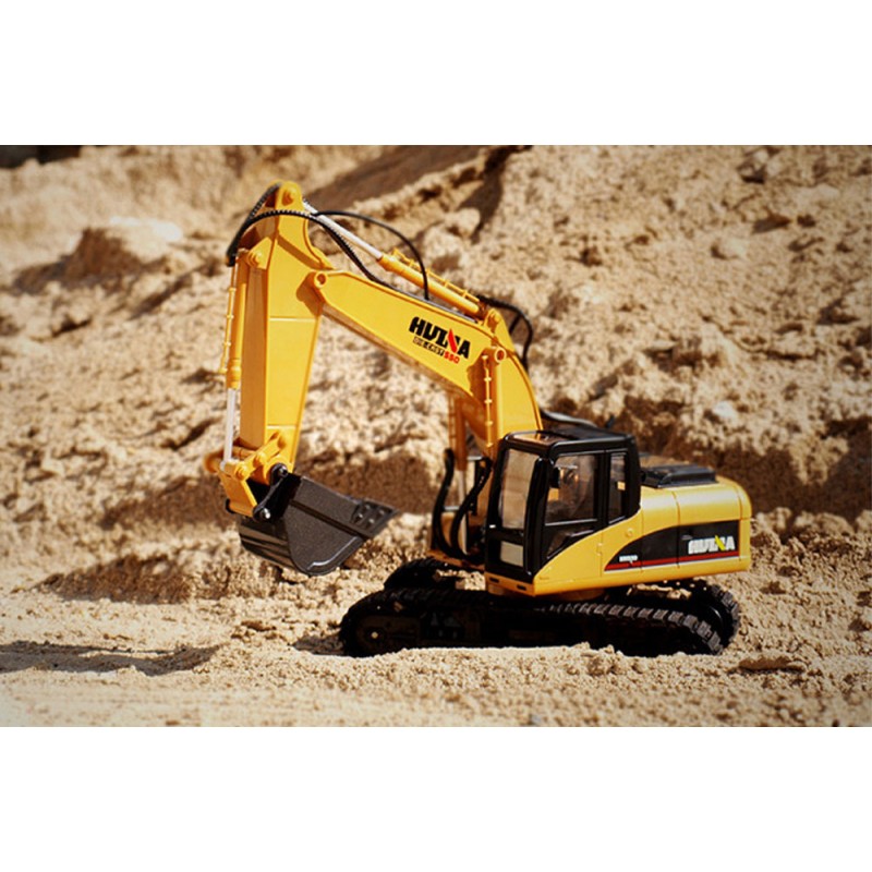 images HUINA 1/14TH SCALE RC EXCAVATOR 2.4G 15CH W/DIE CAST BUCKET